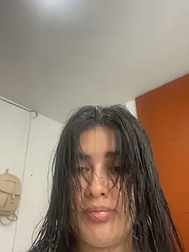 LinaEvansonn online show from April 10, 6:41 am