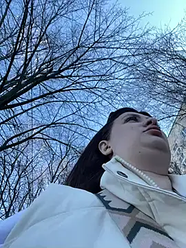 Taya lips online show from April 5, 10:03 am