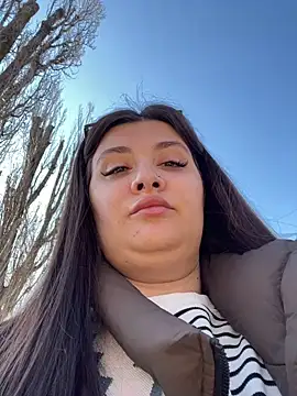 Taya lips online show from March 26, 7:10 am