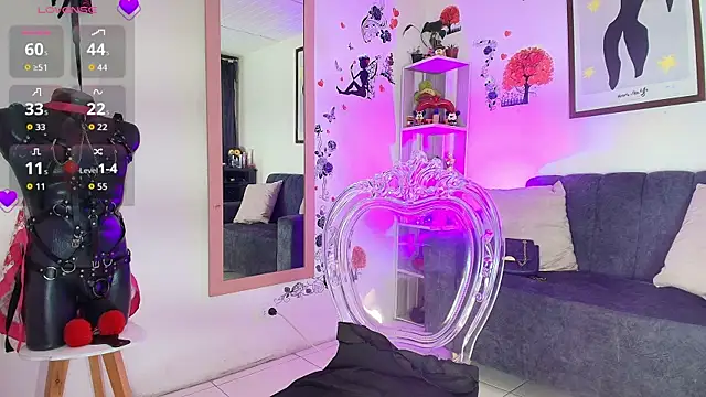 Zully Green online show from March 20, 3:55 am