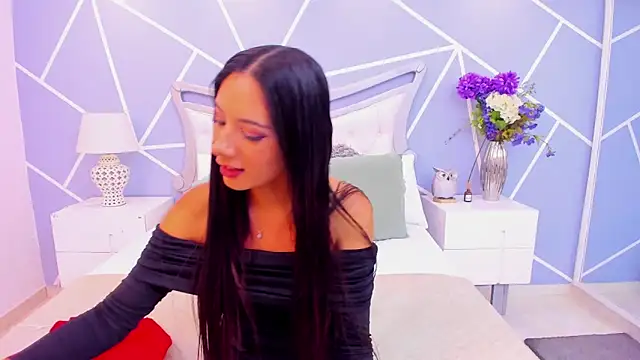 EmmaFosther online show from April 7, 7:16 pm