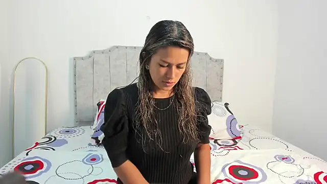 camila borbon  online show from May 11, 10:28 am