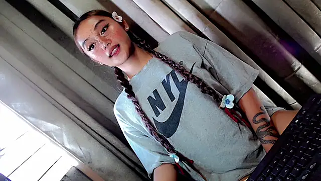 Jessicasfantasy online show from March 30, 1:38 am