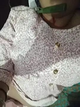 Pallavi cute online show from July 11, 6:41 pm