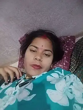 Pallavi cute online show from June 5, 8:15 pm