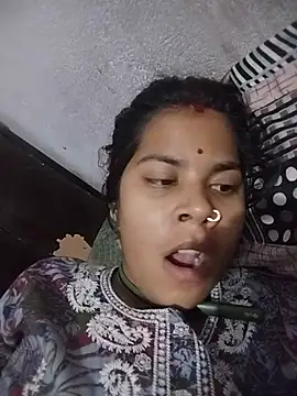 Pallavi cute online show from August 5, 6:03 pm