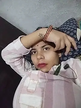 Pallavi cute online show from June 12, 5:32 pm