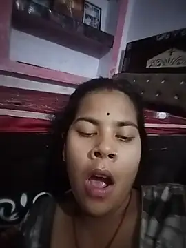 Pallavi cute online show from July 27, 4:26 pm