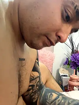 Niccolo Noir online show from April 7, 5:53 am