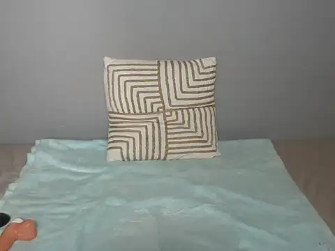 LillyPeachy21x online show from March 20, 9:03 am