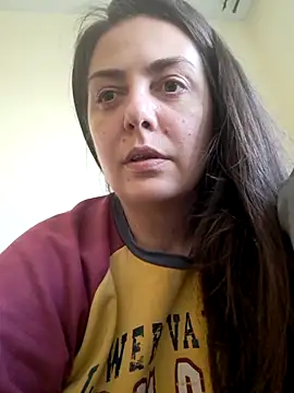 Arya Malone online show from April 8, 1:35 pm