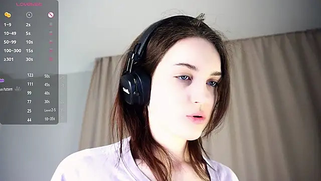 MellisaCrete online show from April 4, 8:18 pm