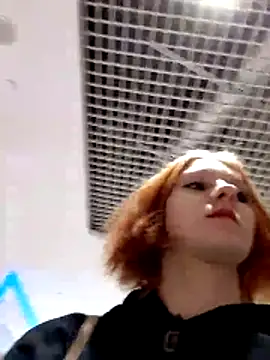 NinaParri online show from April 10, 6:30 am