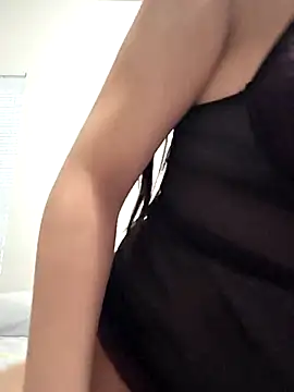 karen vix online show from March 24, 1:00 am