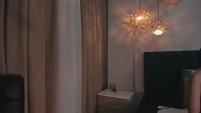 AnnieBlluee online show from March 27, 11:44 am