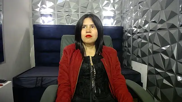 Cata black online show from April 1, 1:01 pm