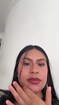 Kitty Bloom1 online show from March 27, 5:02 pm