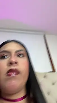 Kitty Bloom1 online show from March 23, 1:01 am