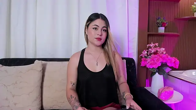 carolina torres25 online show from May 26, 1:32 pm