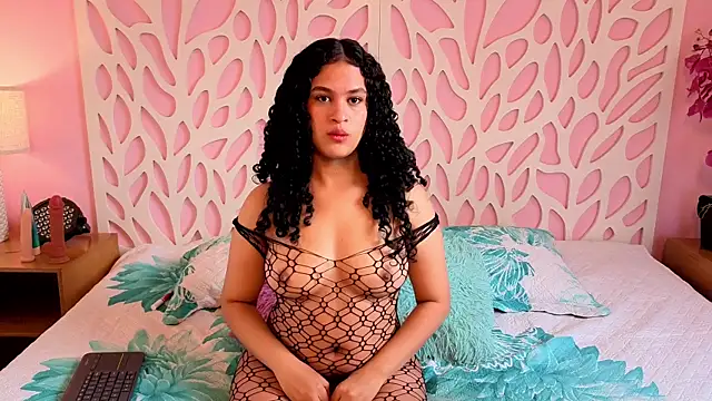 VelaskaJones online show from May 27, 12:02 pm