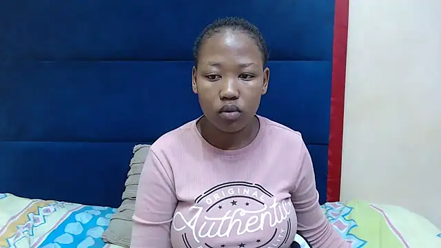 Lissa 28 online show from April 6, 6:09 pm