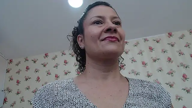 crystal watson0 online show from April 8, 1:35 pm