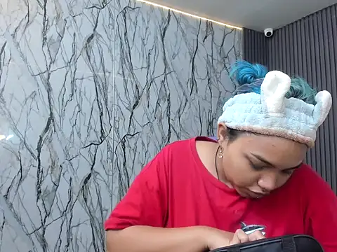 katteyes 20 online show from March 31, 8:42 pm