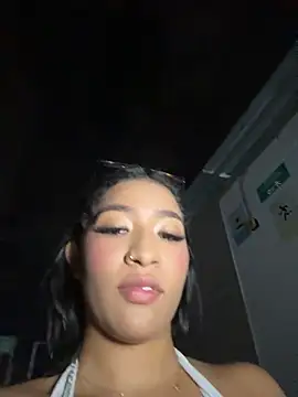 Abbiejordann online show from May 22, 1:14 am