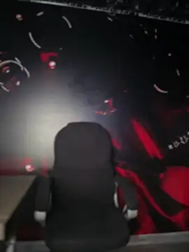 Laila LS online show from April 3, 2:15 pm