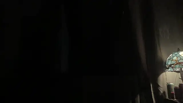 danneillove online show from April 5, 6:01 am