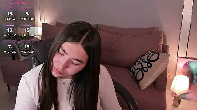 IceIcebabe  online show from April 6, 5:08 am