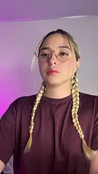 irispink  online show from March 26, 4:58 am