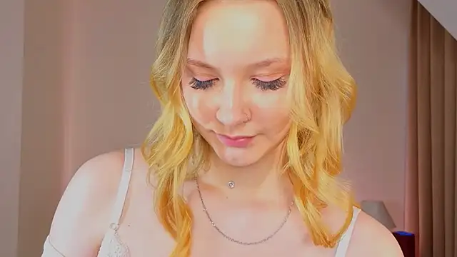 StaceyyJones online show from May 7, 12:53 pm