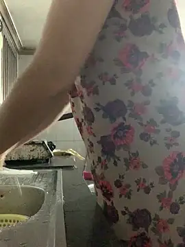 tieuvy6 online show from April 9, 2:44 pm