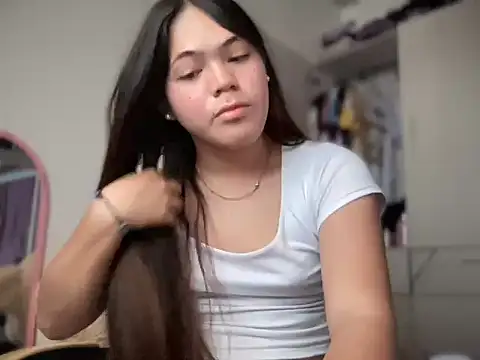 tastelikesugar19 online show from April 2, 3:37 am