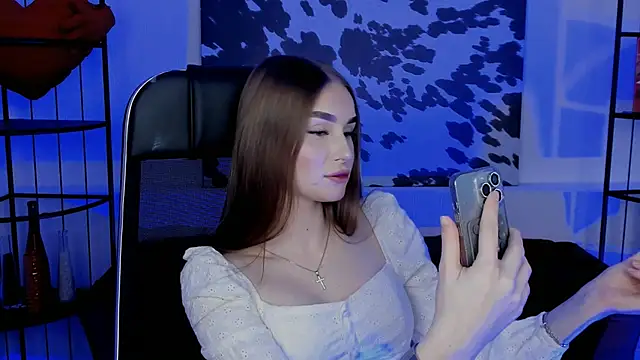 SparkleRoses online show from April 1, 2:14 pm