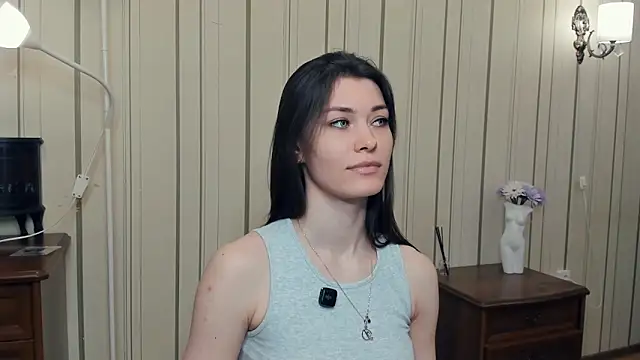 JulissaLipoma online show from March 29, 7:51 am