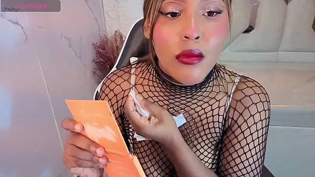 naomitp online show from May 19, 12:34 pm
