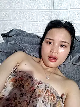 Akile80 online show from April 3, 2:42 am