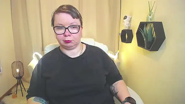 BonnnyBoobsy online show from March 21, 7:24 am