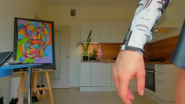 RubyIgnys online show from April 7, 9:55 am