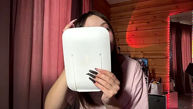 LenLen Solen online show from April 10, 8:53 am