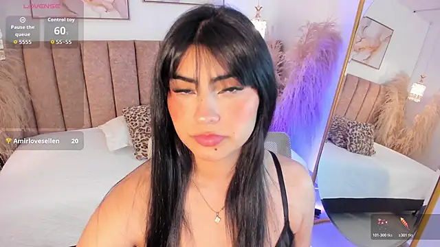 ariasoo  online show from March 31, 12:38 pm