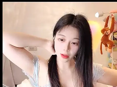 QQ-7890 online show from April 1, 12:50 pm