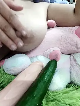 Bigboobs909 online show from April 8, 8:38 am