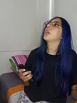 Kimmy 04 online show from March 25, 8:12 pm