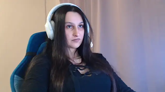 RiffedEye online show from March 26, 2:30 pm