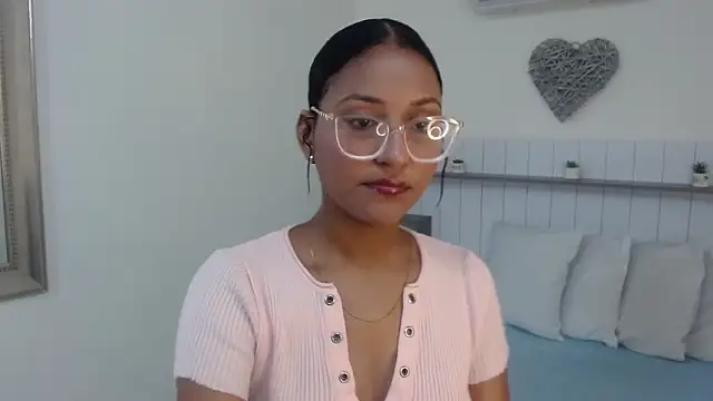 Rubi Diamond  online show from April 10, 7:53 pm