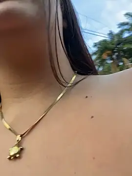 emiiross online show from May 26, 11:04 pm
