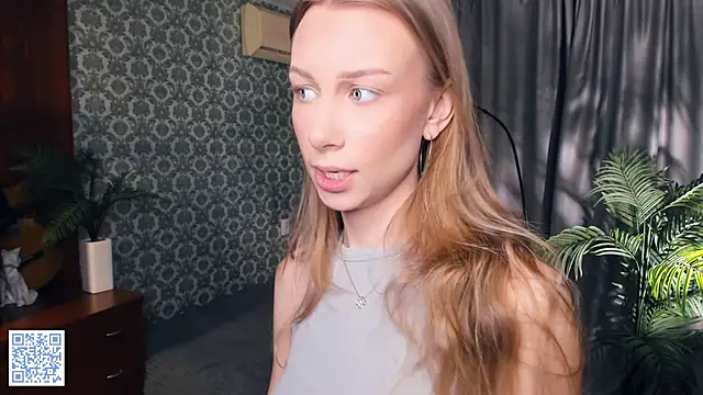 AmilyAmilli online show from April 6, 2:18 pm